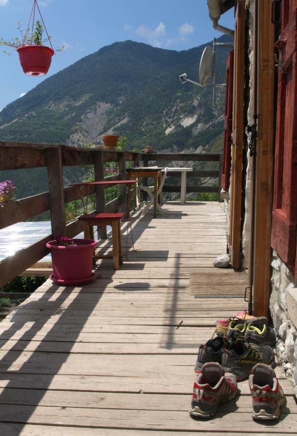 Au Bout De La Route Bed & Breakfast Prads-Haute-Bléone Eksteriør bilde